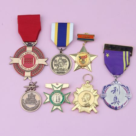 Achievement Medallion - Gold Achievement Medallion