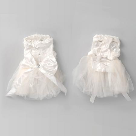 Gaun Pernikahan Kucing Renda.