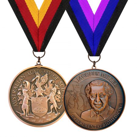 Medalha de Prêmio Única.