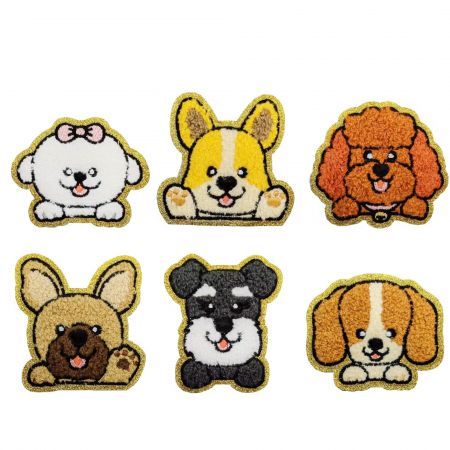 Fabricant de patch en chenille anime personnalisé.