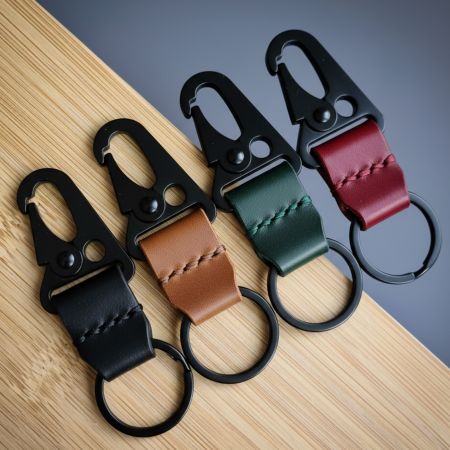 Custom Logo Leather Carabiner Breves Key Lanyards.