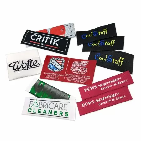 علامة ملابس مخصصة منسوجة. - علامة ملابس مخصصة متينة.