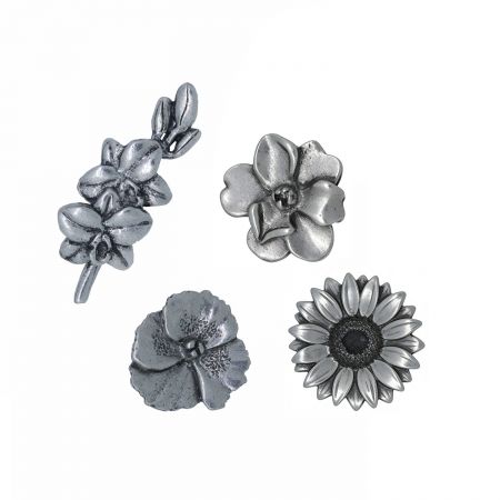 Personalized Flower Pin Badges.