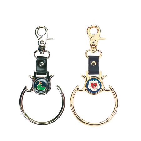 מחזיק מגבות אביזרי גולף בהזמנה אישית.