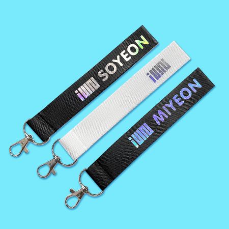 حبال معصم ليزر شخصية مع سلسلة مفاتيح.