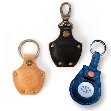 Индивидуальные кожаные держатели для ключей Airtag.