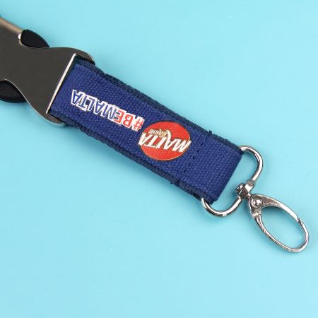 Cordon porte-badge en polyester imprimé en offset professionnel.