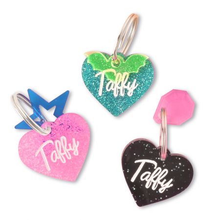 Thẻ tên nhựa cá nhân hóa cho chó.