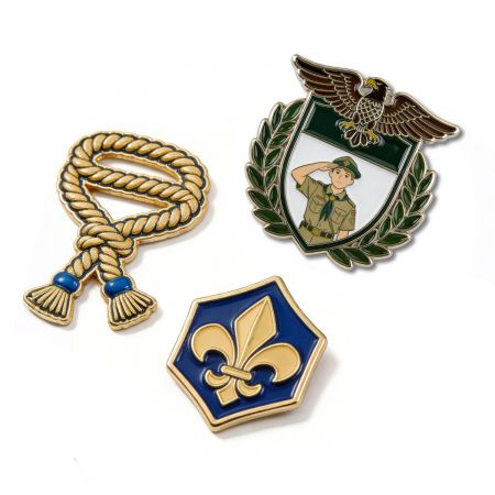 Lencana Merit Eagle Scout yang Dipersonalisasi.