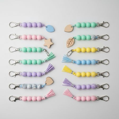 Personalized Silicone Bead Keychains Supplier.