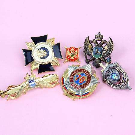 Epoxy Custom Soft Enamel Lapel Pin.