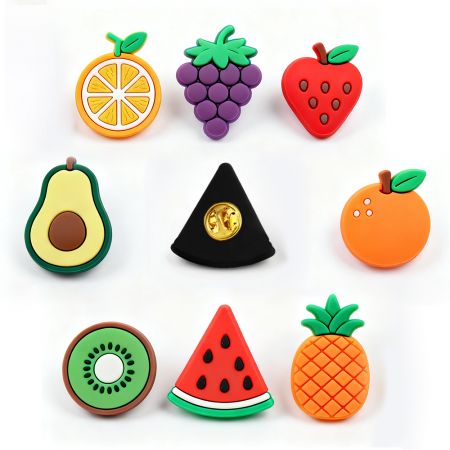 Pins de lapela de PVC macio não tóxico promocionais.