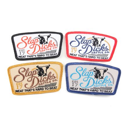 의류용 맞춤형 유니폼 자수 패치.