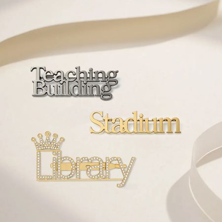 دبابيس الجامعات المخصصة عالية الجودة.