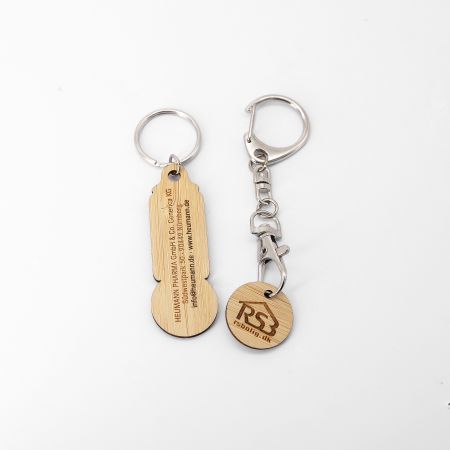 Porte-clés en bois personnalisé durable.