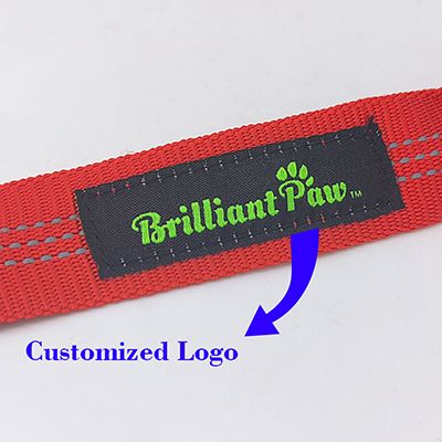 Proveedor líder de productos para mascotas y múltiples opciones de personalización para acoplador de correa doble al por mayor para dos perros.