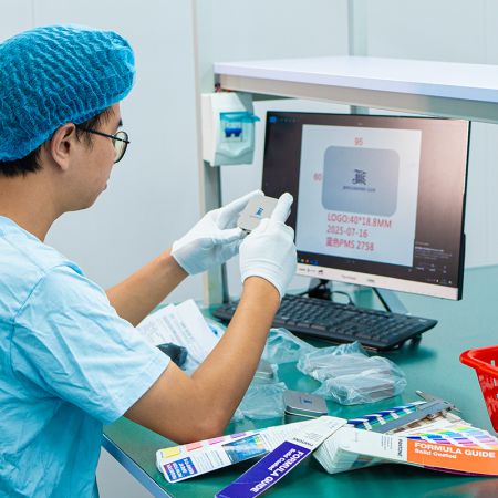 Inspeção de Coleira para Cães Bem Organizada.