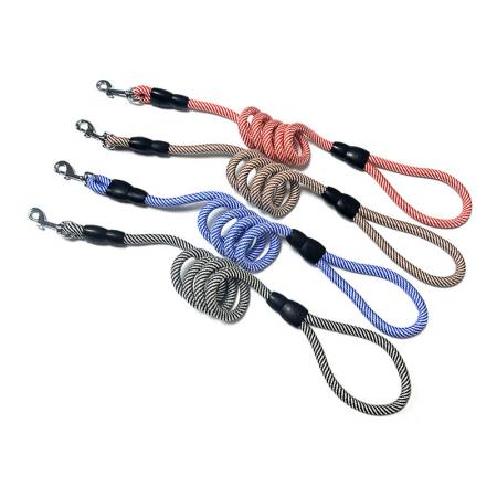 Dây xích chó bán buôn nhiều màu.
