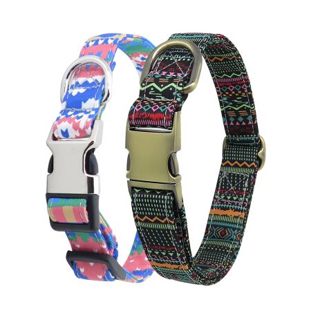 Vòng cổ chó phản quang tùy chỉnh.