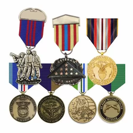 ميدالية المحاربين القدامى. - ميدالية المحاربين القدامى للقبور.