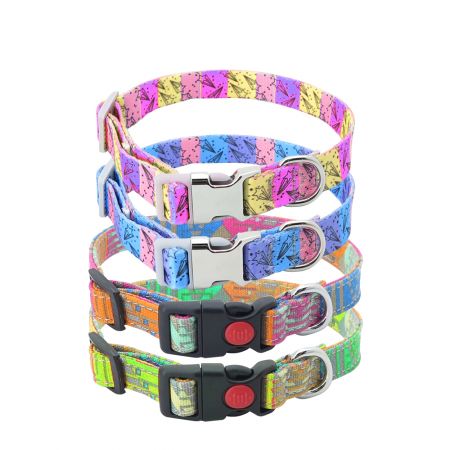 Dây cổ mèo vải hoa văn đầy đủ.