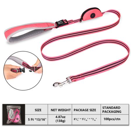 リード用犬のウンチ袋ホルダー。