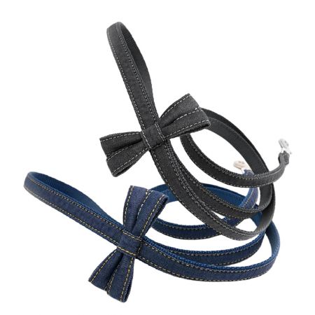 卸売青洗いデニム犬リード(ボウタイ付き)。