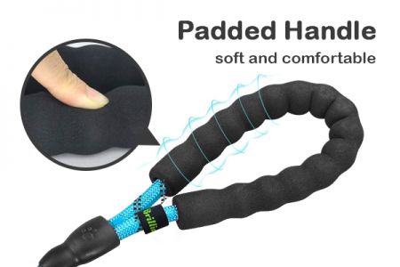 Tay cầm của dây xích chó an toàn của chúng tôi được làm từ vật liệu neoprene hoặc có thiết kế bọc neoprene, mang lại độ bám tuyệt vời và khả năng chống trượt. Sự kết hợp đa dạng của các vật liệu tay cầm đảm bảo cả tính thẩm mỹ và tính thực tiễn, nâng cao trải nghiệm của người tiêu dùng và giúp thương hiệu của bạn nổi bật trong một thị trường đông đúc.