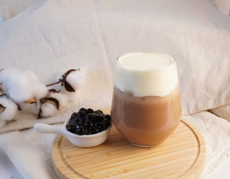 Speziell angefertigte Wandverkleidung