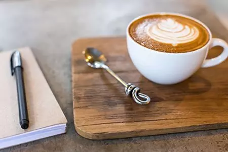 क्रीमर आपके पेय को अधिक स्वादिष्ट बनाता है।