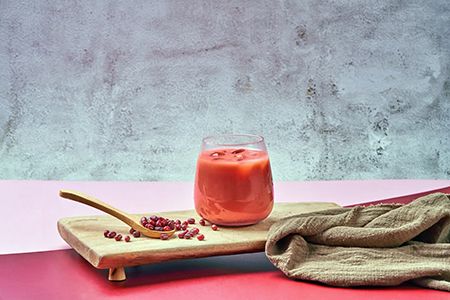 ถั่วแดงสำหรับเครื่องดื่มร้อนในฤดูหนาว