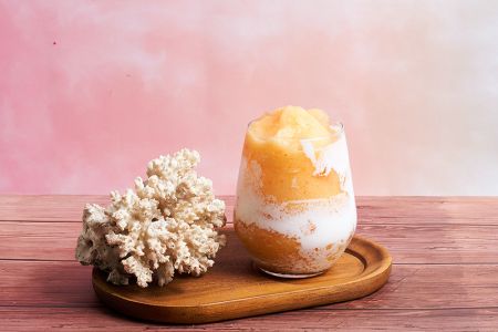 Rasa yogurt paling populer untuk mencocokkan dua minuman berwarna