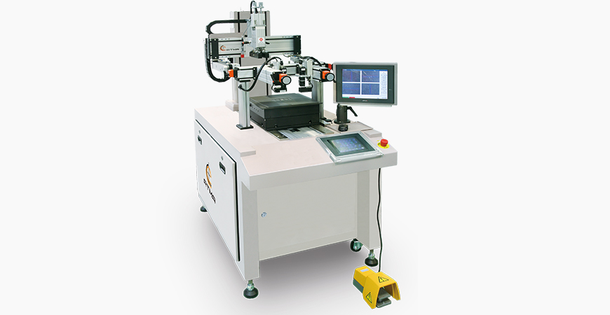 Verwendet eine CCD-Kamera zur Erkennung des Umrisses des Glaspanels ohne Registrierungsmarkierung für die Registrierung. Die Registriergenauigkeit beträgt ±5µm für präzisen zentrierten Druck.