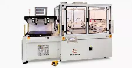 Impressora de tela de registro CCD totalmente automática (área máxima de impressão de 600x600 mm) - Realizamos diversos produtos de painel tátil visando desenvolver um design leve, fino e de tamanho reduzido para atender ao objetivo de produção em massa do cliente.