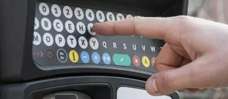 Imprimante d'interrupteur à membrane - Impression sérigraphique de précision pour commutateur à membrane avec overlay graphique.