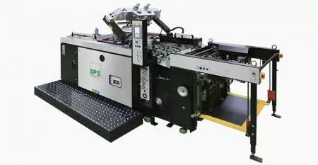 Máquina de Impressão em Tela STOP de Cilindro Totalmente Automática SPS, máx. folha 750X1060mm, elevação de tela inclinada, classe econômica clássica) - Máquina de Serigrafia Automática STOP Cylinder SPS VTS XP71 (tipo de inclinação da tela, classe econômica clássica), conectada ao Alimentador