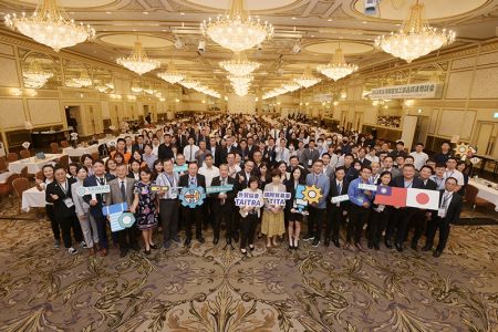 HW Fasteners and Flon Screw Factory attending 2023 advanced hardware Fasteners and hand tool trade show in Japan held by Taiwantrade.