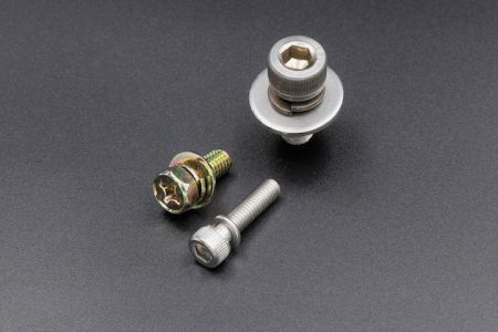 SEMs Philips Drive Screws - Screws with washer and spring washers