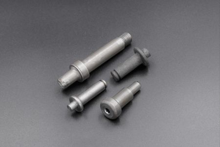 Automotive Bolts / Automotive Screws