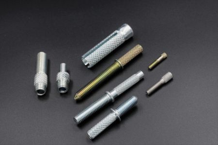 Custom Knurled Screws - Knurled Double Ended Screws
