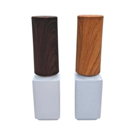 GH03 wooden cap with small white container