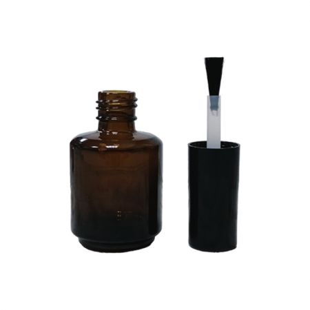15 ml nagellakfles (GH696A) met een plastic dop (GH12)