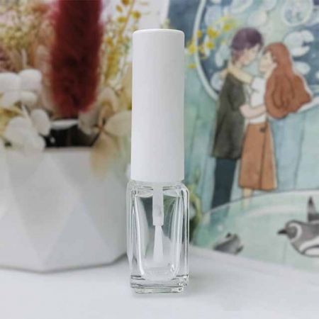 4ml nail enamel bottle with matte white cap