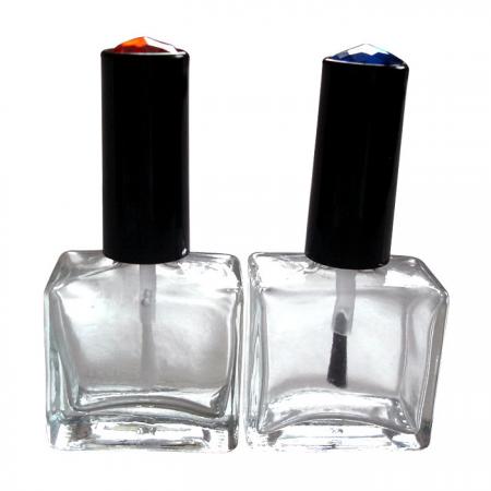 Botella de esmalte de uñas de vidrio cuadrada plana de 15 ml con tapa de gema (GH04 651)