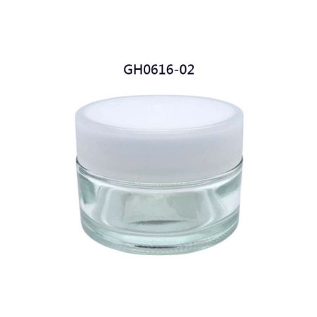 Barattolo di crema da 60ml con coperchio dorato