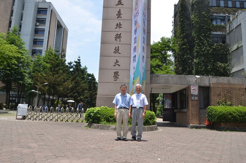 O presidente da Yenchen ministrou uma palestra aos alunos da Universidade Nacional de Taipei de Tecnologia