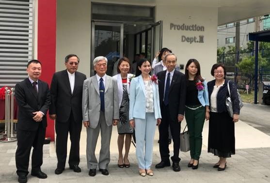Yenchen의 회장이 대만 오츠카 제약 중리 신공장 취임식에 참석했습니다.
