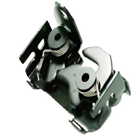 Mercedes W204/X204 2008 konepellin lukitus - Mercedes W204/X204 2008 konepellin lukitus