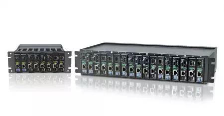 17/8 slots Compact Media Converter Chassis - 17 or 8 slots Compact Media Converter Chassis