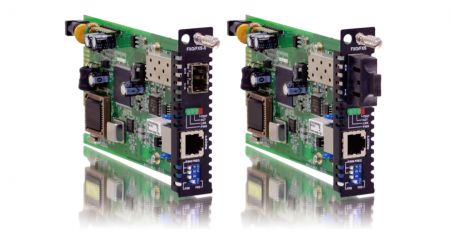 Tarjeta convertidora de fibra de un solo puerto FXO/FXS - Tarjeta convertidora de fibra de un solo puerto FXO/FXS.